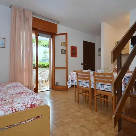 Residenza Orsa Maggiore Lignano Sabbiadoro Exterior photo